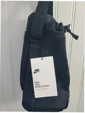 Nike Tech Bottle Carrier Crossbody Bag Black 24oz & 32oz NWT